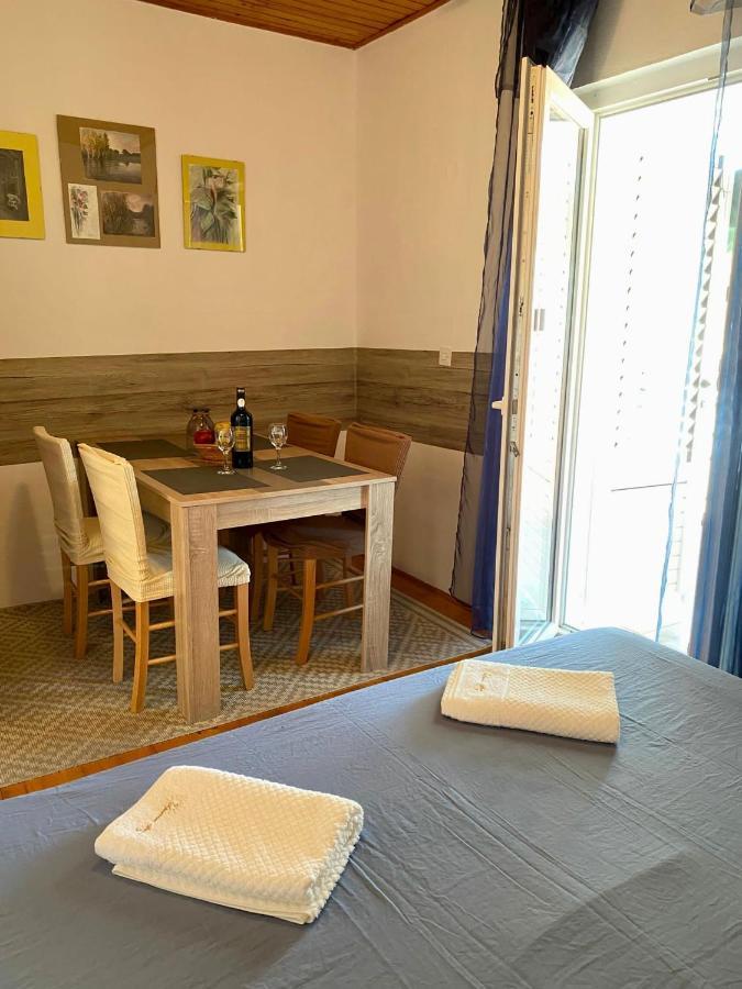 Apartmani Ines Marina  Exterior foto