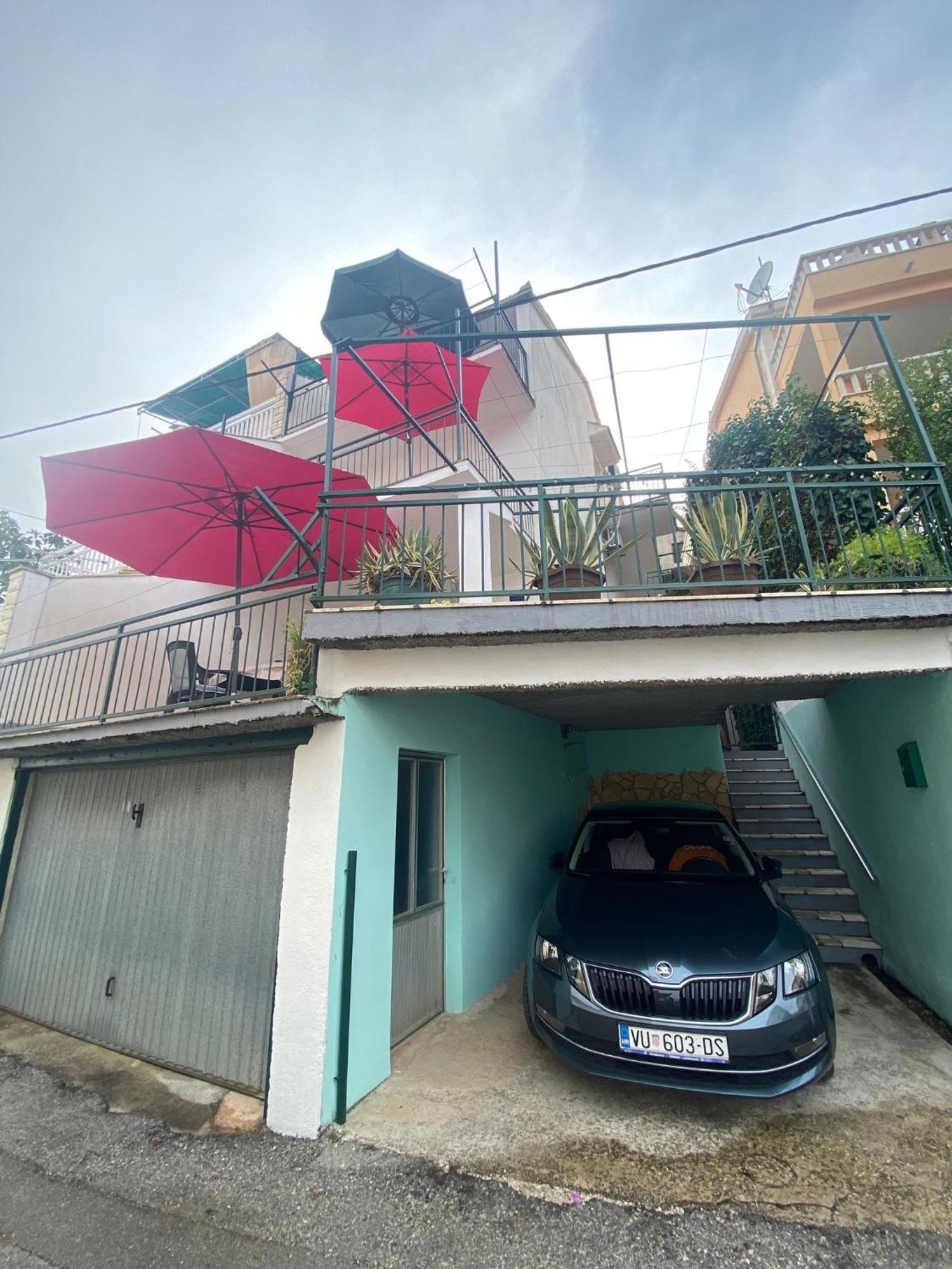 Apartmani Ines Marina  Exterior foto